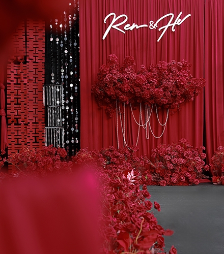 华蓥阳和镇室外红色